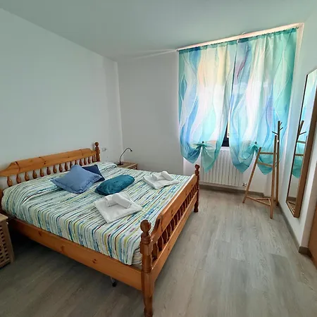 Prati Escape - With Pool And Lakeview Lejlighed *