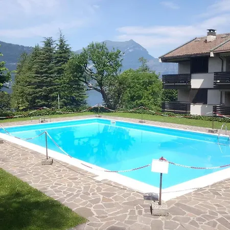 Prati Escape - With Pool And Lakeview